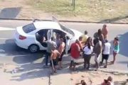 O carro metralhado com 80 tiros: O carro metralhado com 80 tiros: