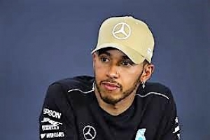 Lewis Hamilton: &quot;Se eu fosse branco seria mais valorizado no meu país&quot;
