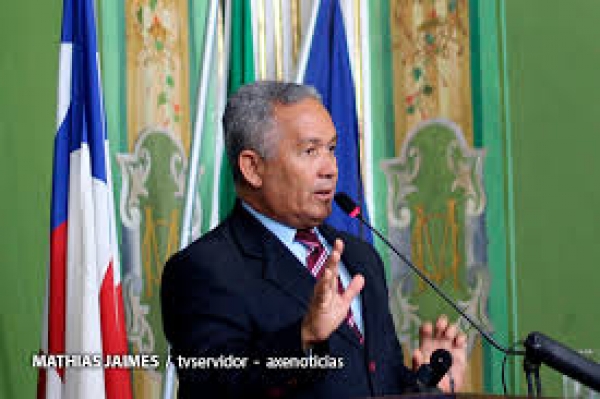 Vereador defende a permanência do nome da Escola Municipal Educador Paulo Freire