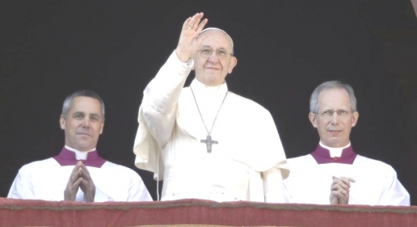 Papa lembra das crianças na mensagem de Natal