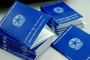 PT Não pagou direitos trabalhistas a funcionária